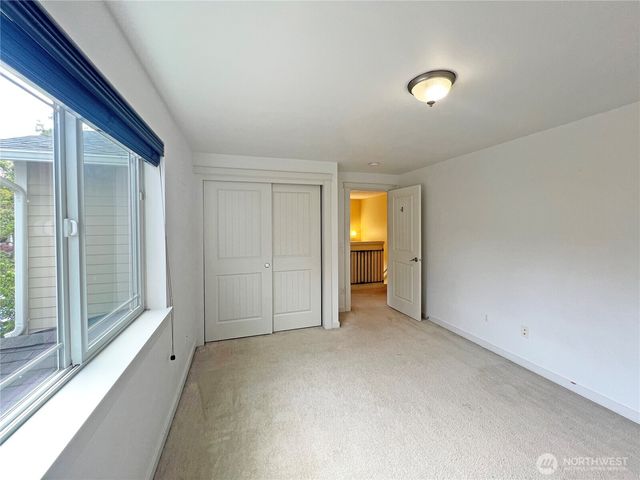 18542 97th Ave Court E, Puyallup, WA 98375