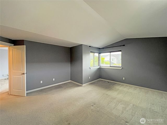 18542 97th Ave Court E, Puyallup, WA 98375
