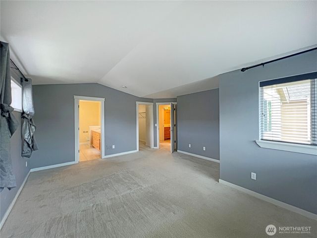 18542 97th Ave Court E, Puyallup, WA 98375
