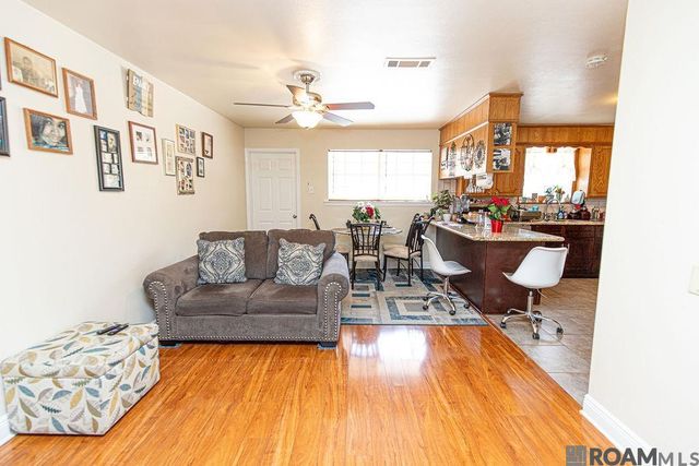 3224 Kings Canyon Dr, Baton Rouge, LA 70814