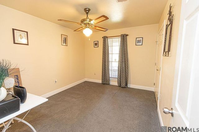 3224 Kings Canyon Dr, Baton Rouge, LA 70814
