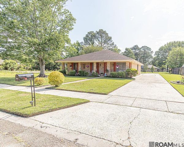 3224 Kings Canyon Dr, Baton Rouge, LA 70814