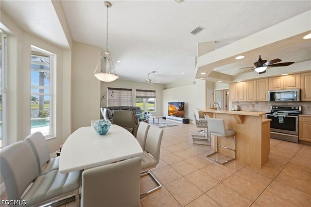 1511 NW 29th PL, Cape Coral, FL 33993