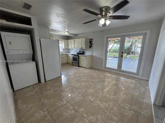 343 W 42nd St A, Hialeah, FL 33012