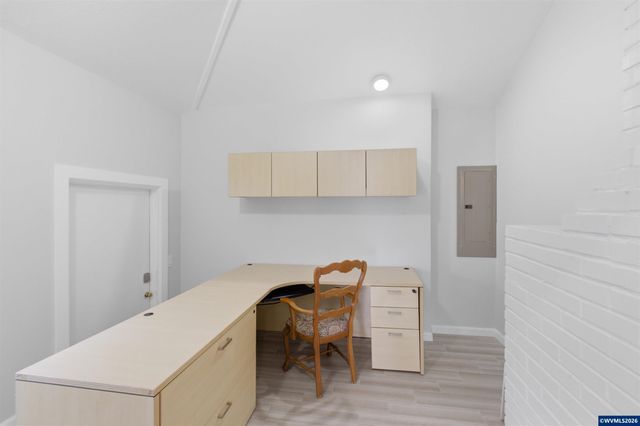 910 Ermine St SE, Albany, OR 97322