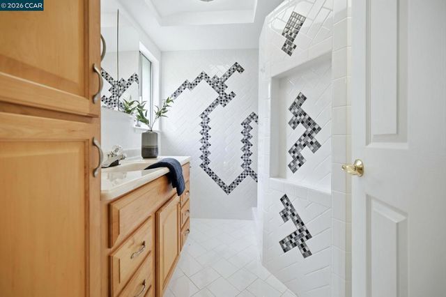 923 Pinon Dr, Martinez, CA 94553
