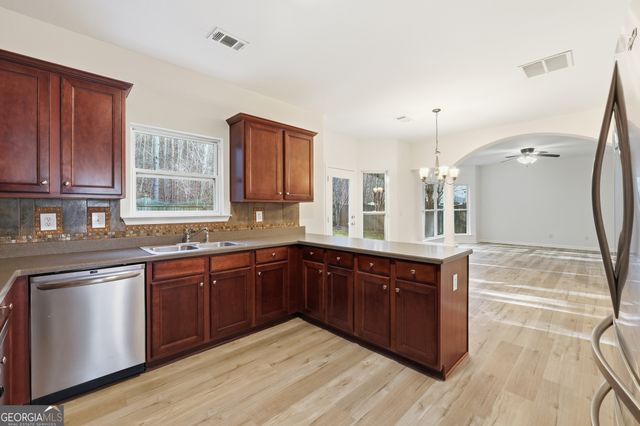 107 Hidden Lake Circle, Canton, GA 30114