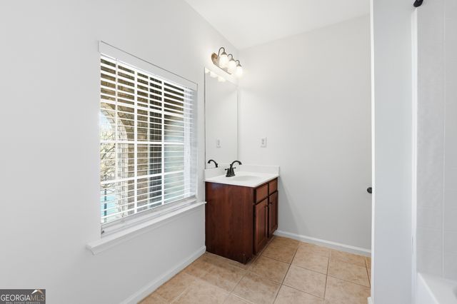 107 Hidden Lake Circle, Canton, GA 30114