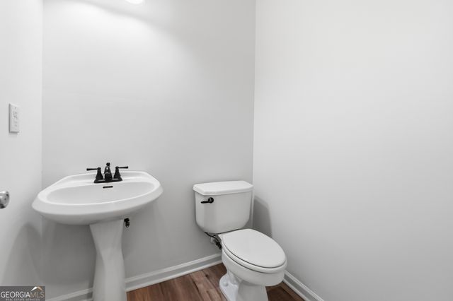 107 Hidden Lake Circle, Canton, GA 30114