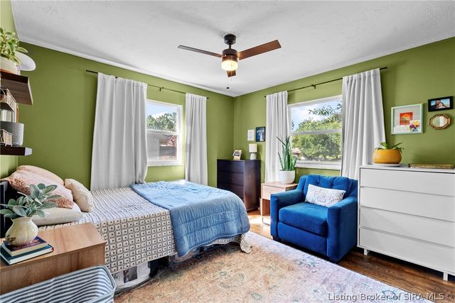 2012 Blue Bird Drive, Jeffersonville, IN 47130