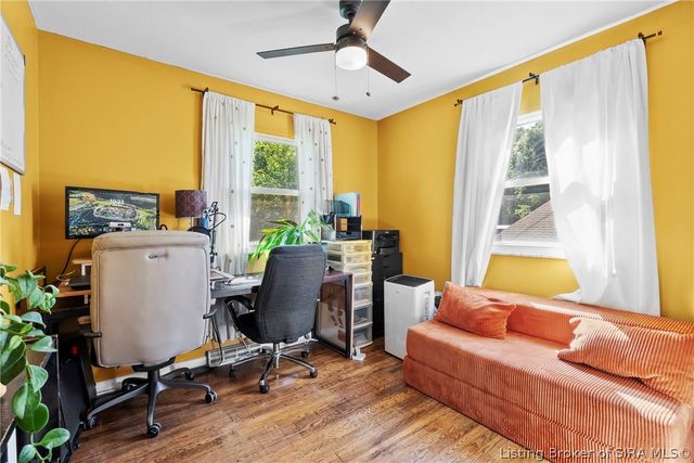 2012 Blue Bird Drive, Jeffersonville, IN 47130
