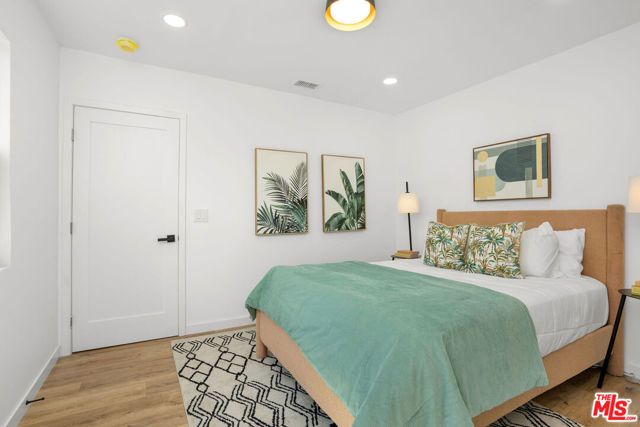 5418 S Rimpau Boulevard, Los Angeles, CA 90043