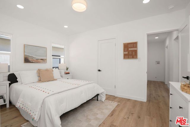 5418 S Rimpau Boulevard, Los Angeles, CA 90043