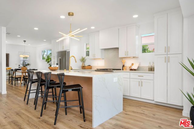 5418 S Rimpau Boulevard, Los Angeles, CA 90043