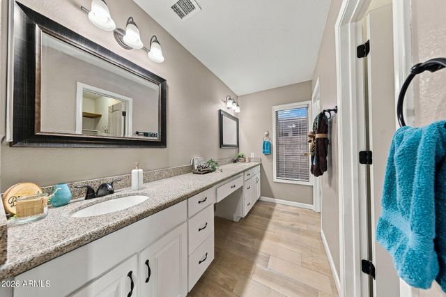 1244 E HARVARD Avenue, Gilbert, AZ 85234
