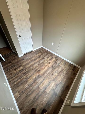 138 Stanley Valley Road, Rogersville, TN 37857
