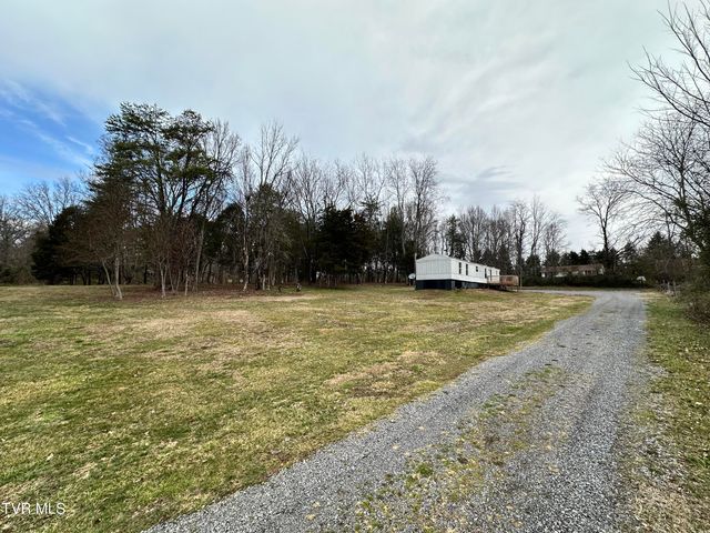 138 Stanley Valley Road, Rogersville, TN 37857