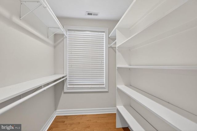 5338 41ST ST NW, Washington, DC 20015