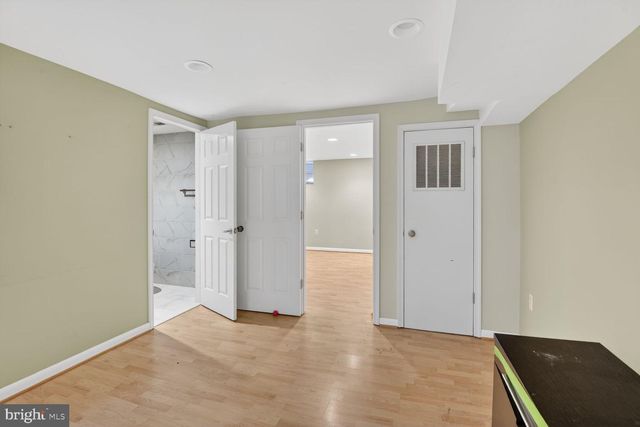 5338 41ST ST NW, Washington, DC 20015