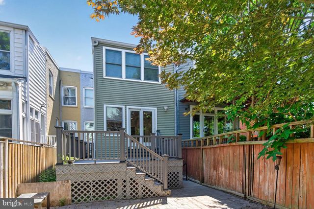 5338 41ST ST NW, Washington, DC 20015