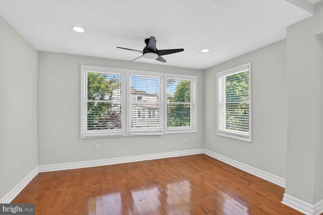 5338 41ST ST NW, Washington, DC 20015