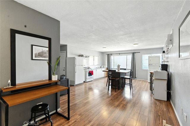 5332 E Beverly Boulevard, Los Angeles, CA 90022