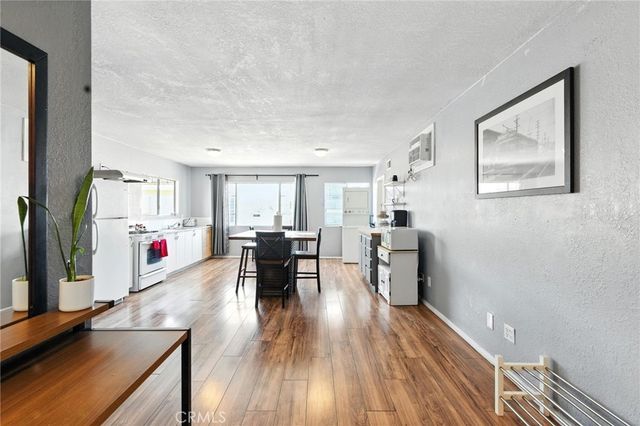 5332 E Beverly Boulevard, Los Angeles, CA 90022