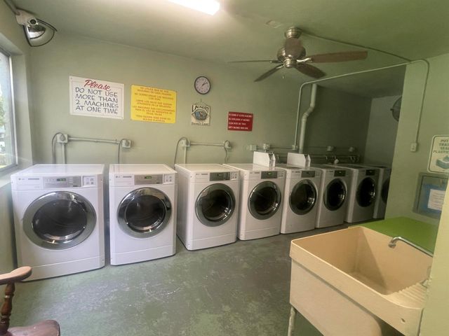 3100 Springdale Boulevard 214, Palm Springs, FL 33461