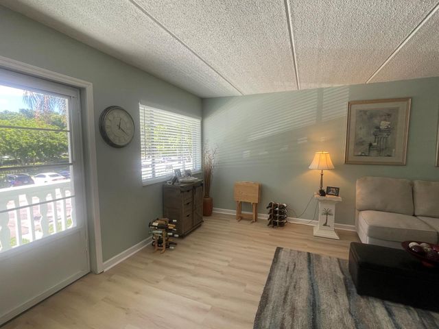 3100 Springdale Boulevard 214, Palm Springs, FL 33461