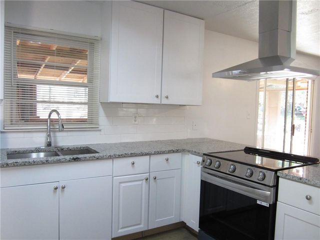 5823 Fulton Circle, Norcross, GA 30093