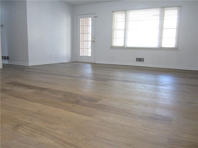 5823 Fulton Circle, Norcross, GA 30093