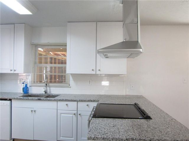 5823 Fulton Circle, Norcross, GA 30093