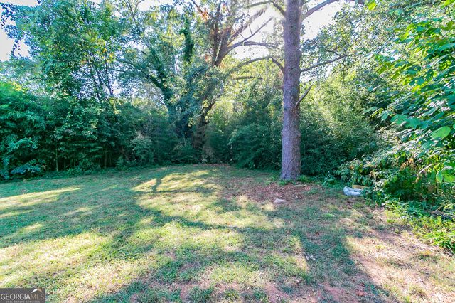 1669 Freedom Valley, Decatur, GA 30032