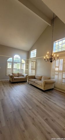 422 Shadowbluff, San Antonio, TX 78216