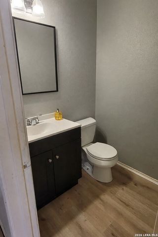 422 Shadowbluff, San Antonio, TX 78216