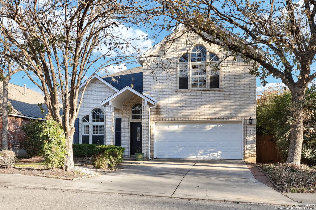 422 Shadowbluff, San Antonio, TX 78216