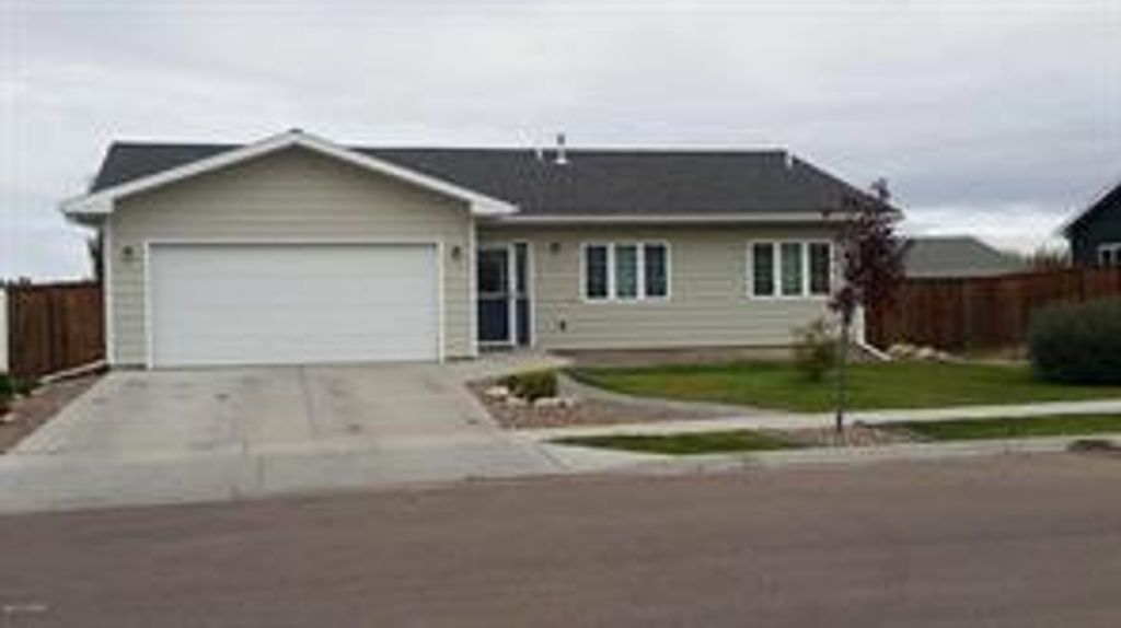 1509 29th Avenue S, Great Falls, MT 59405 photo 1