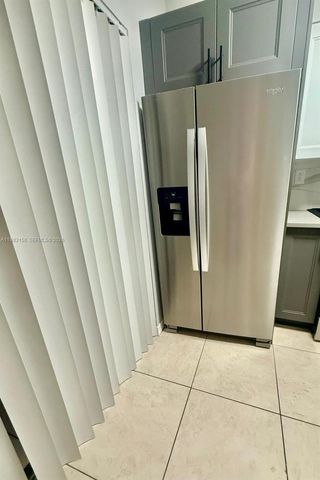 1340 W 41st St 205, Hialeah, FL 33012