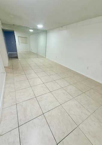 1340 W 41st St 205, Hialeah, FL 33012