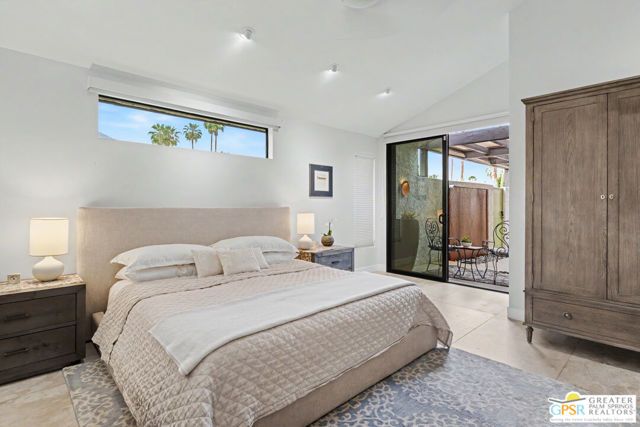 1310 E Andreas Road, Palm Springs, CA 92262