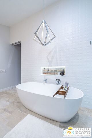 1310 E Andreas Road, Palm Springs, CA 92262