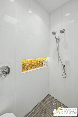 1310 E Andreas Road, Palm Springs, CA 92262