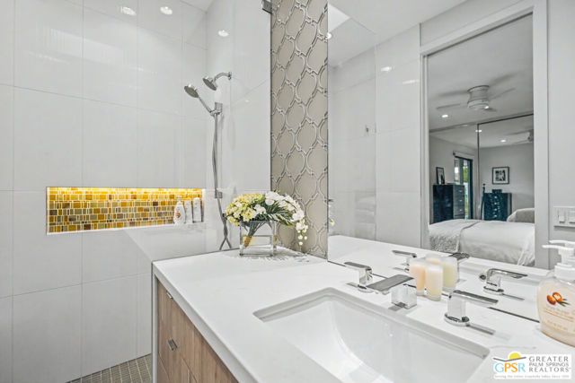 1310 E Andreas Road, Palm Springs, CA 92262