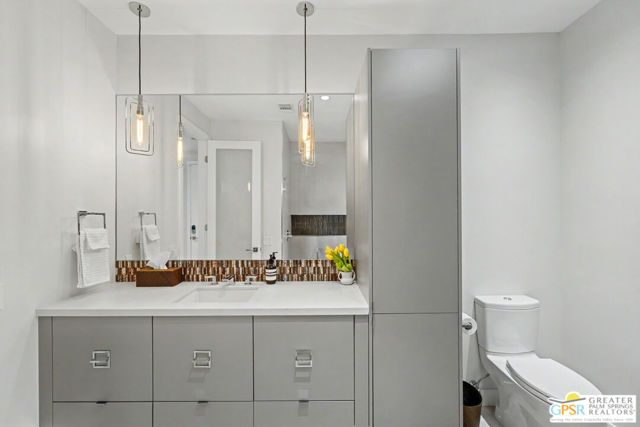 1310 E Andreas Road, Palm Springs, CA 92262