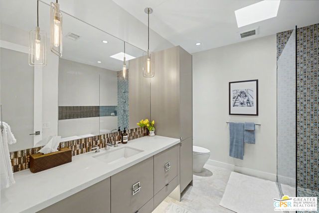 1310 E Andreas Road, Palm Springs, CA 92262