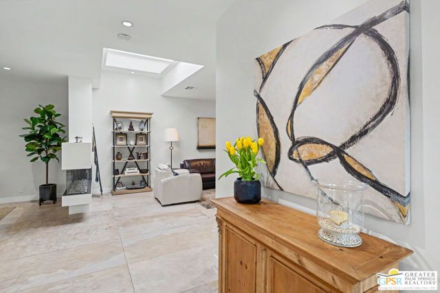 1310 E Andreas Road, Palm Springs, CA 92262