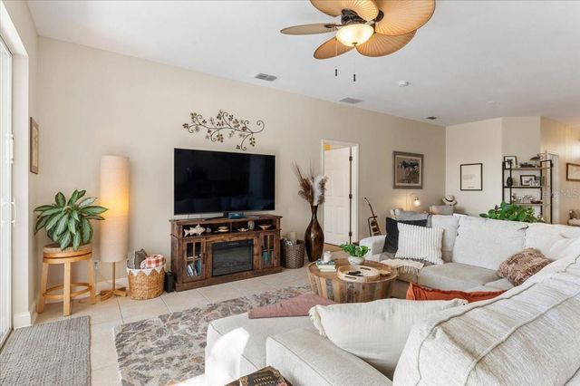 5114 50TH AVENUE W, Bradenton, FL 34210