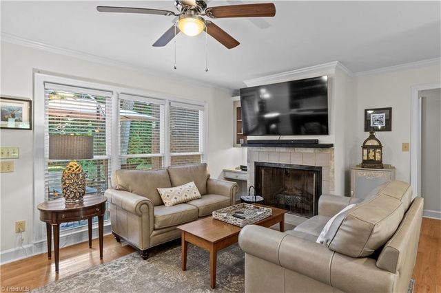 200 Worthland Court, Winston-salem, NC 27103