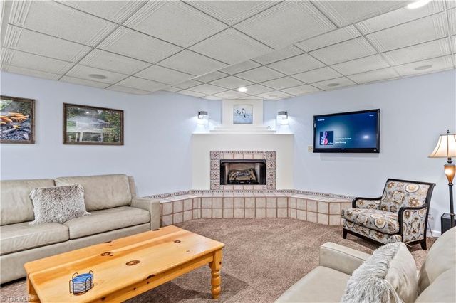 200 Worthland Court, Winston-salem, NC 27103