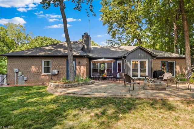 200 Worthland Court, Winston-salem, NC 27103